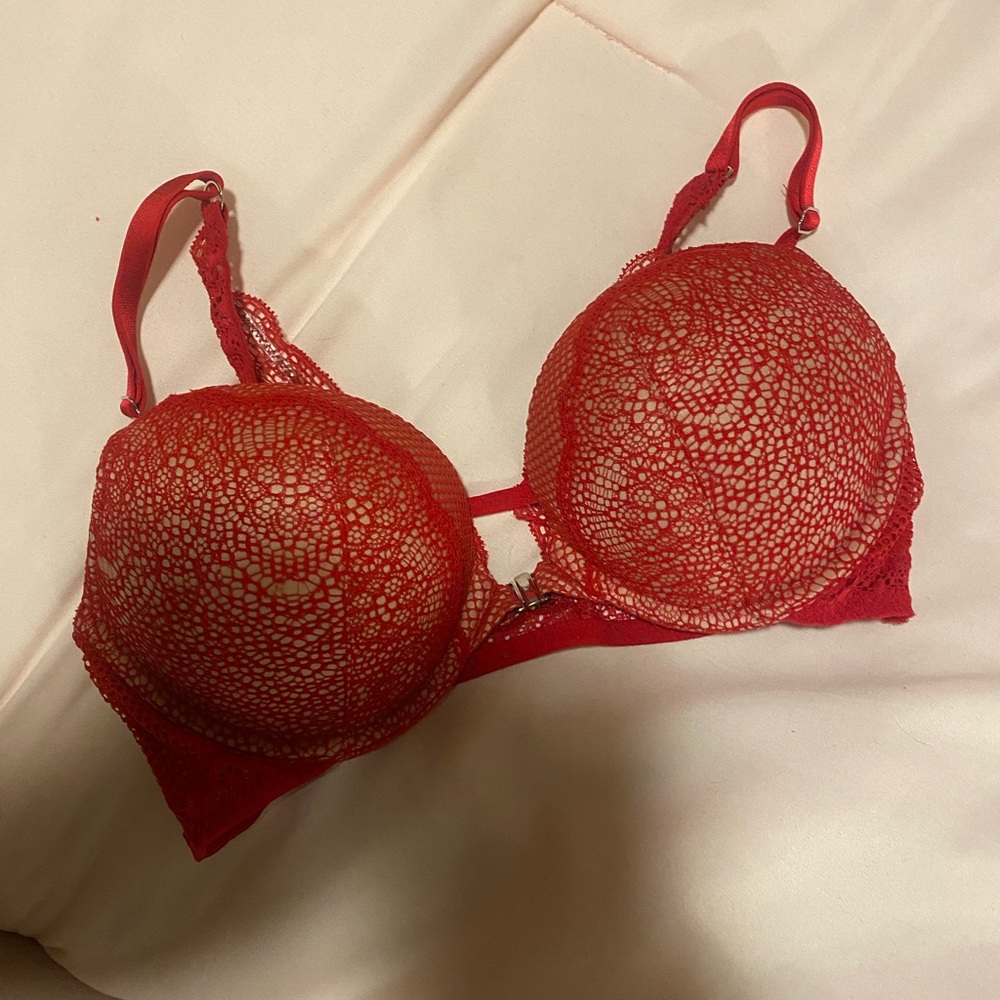 Victoria's Secret Red Lace Bra with Underwire and Adjustable Straps